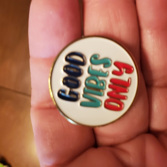 4 Gold Tone Enamel LGBT, K,Bye, Vibes and Cactus Pins - Picture 5 of 8